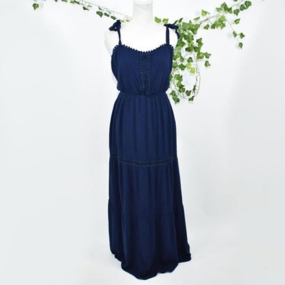 JustFab navy blue classic maxi sleeveless dress